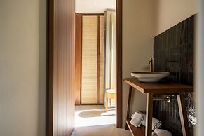 Botanico Villa & Suites