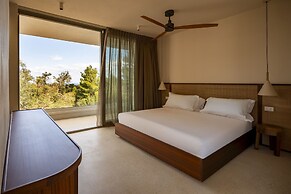 Botanico Villa & Suites