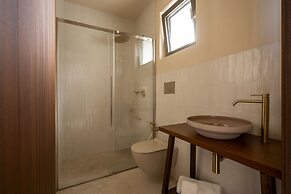 Botanico Villa & Suites