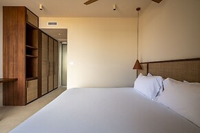 Botanico Villa & Suites