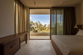 Botanico Villa & Suites