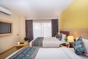 Velvet Luxe Hotel