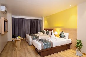 Velvet Luxe Hotel
