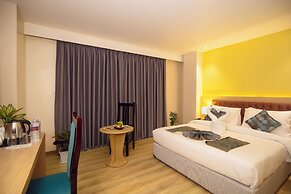 Velvet Luxe Hotel