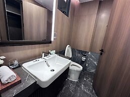 KVG Luxstay West Tower Lumiere Riverside