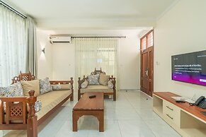 Leshan Luxury Villas