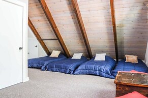 Sleepy Hollow-Walk to CoffeeShop