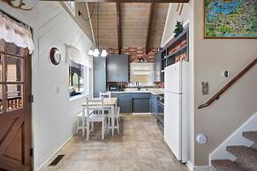 Sleepy Hollow-Walk to CoffeeShop