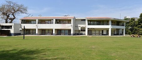 Myna Tourist Resort