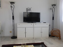 Nice 2 Bedroom Apartment