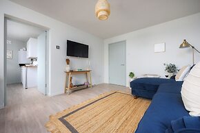 Luxury First Floor 2 bed Apartment