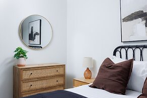 Luxury First Floor 2 bed Apartment