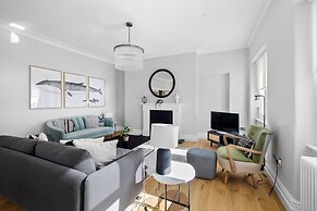 Elliott Terrace by Pureserviced.