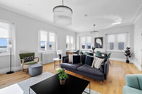 Elliott Terrace by Pureserviced.