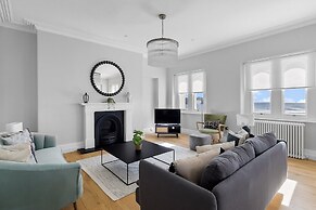 Elliott Terrace by Pureserviced.