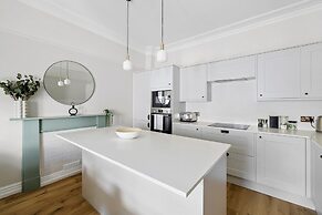 Elliott Terrace by Pureserviced.