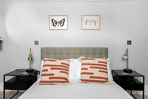 Elliott Terrace by Pureserviced.