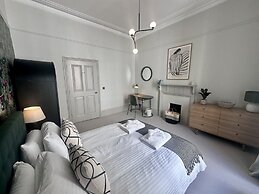 Elliott Terrace by Pureserviced.