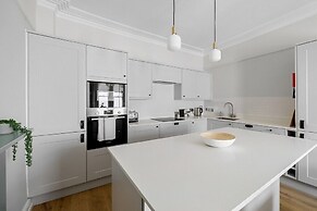 Elliott Terrace by Pureserviced.