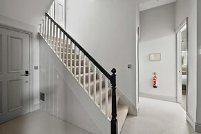 Elliott Terrace by Pureserviced.