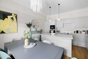 Elliott Terrace by Pureserviced.