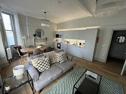 Elliott Terrace by Pureserviced.
