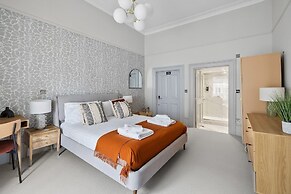 Elliott Terrace by Pureserviced.