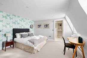 Elliott Terrace by Pureserviced.