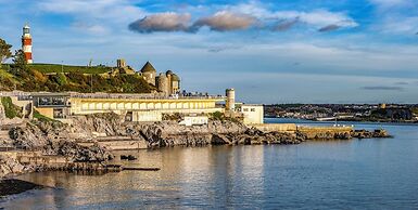 Admiralty Retreat by Pureserviced