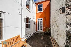 Admiralty Retreat by Pureserviced