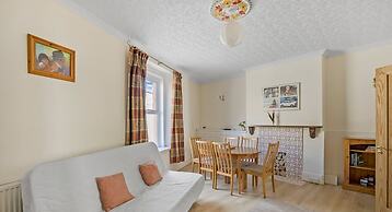 Admiralty Retreat by Pureserviced