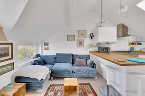 Bantham Mews by Pureserviced 1 Bedroom Luxury Mews