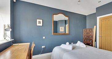 Bantham Mews by Pureserviced 1 Bedroom Luxury Mews