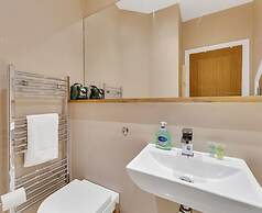 Bantham Mews by Pureserviced 1 Bedroom Luxury Mews