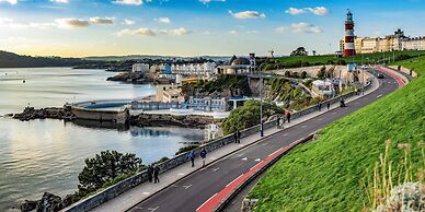 Bantham Mews by Pureserviced 1 Bedroom Luxury Mews