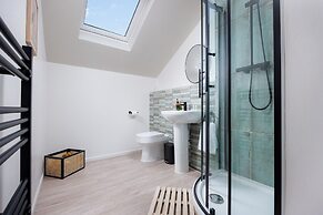 Luxury Penthouse 2 bed Apartment