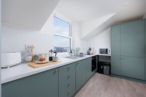 Luxury Penthouse 2 bed Apartment