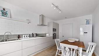 Windsor Villas by Pureserviced