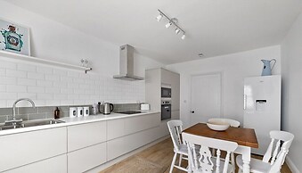 Windsor Villas by Pureserviced