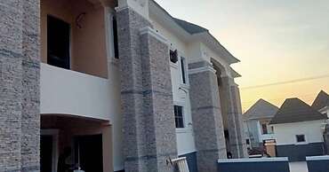 Chexfield Suites and Apartments