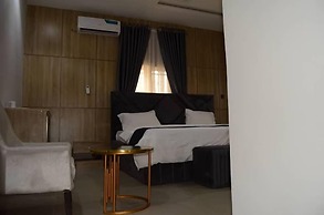 Chexfield Suites and Apartments