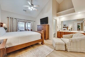 Walk to Branson Strip: Inviting Condo!