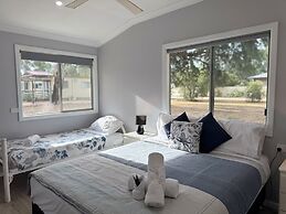 Hay Caravan Park