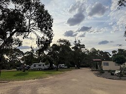 Hay Caravan Park