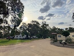 Hay Caravan Park