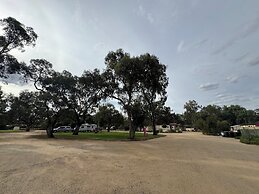 Hay Caravan Park