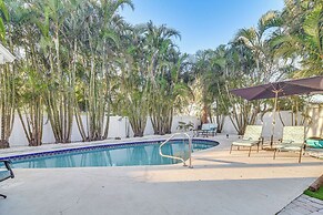 2 Mi to Beach: Home w/ Pool, Grill & More in Largo