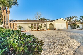 2 Mi to Beach: Home w/ Pool, Grill & More in Largo