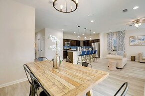 < 1 Mi to Ocean: Spacious Jacksonville Beach Home