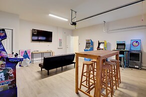 < 1 Mi to Ocean: Spacious Jacksonville Beach Home